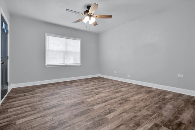 905 N Raymond Polk Sr Memorial Drive, Sherman, TX 75090