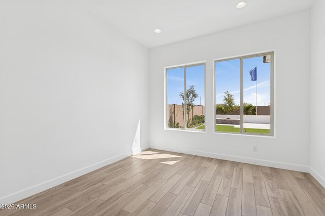 2387 E BELDI Court, San Tan Valley, AZ 85140
