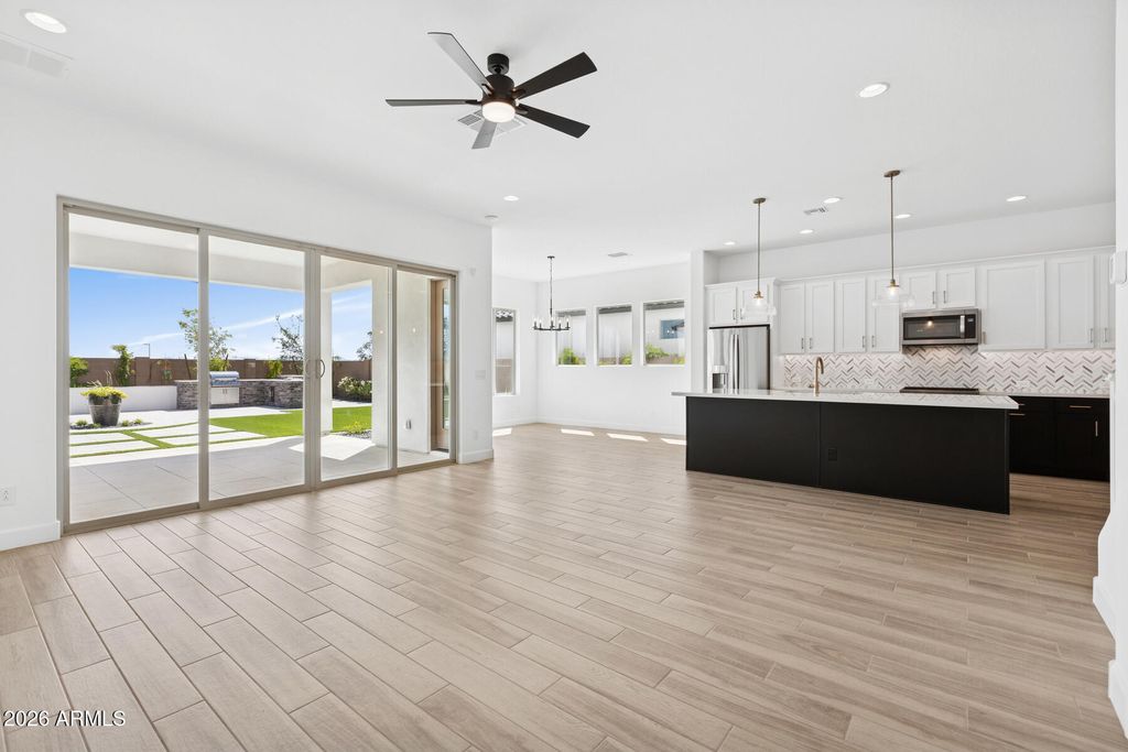 2387 E BELDI Court, San Tan Valley, AZ 85140 — photo 2