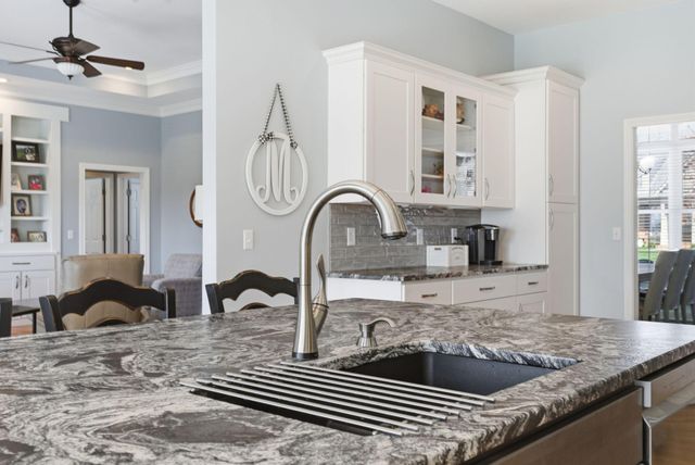 149 Hickory Meadows Drive, Richmond, KY 40475