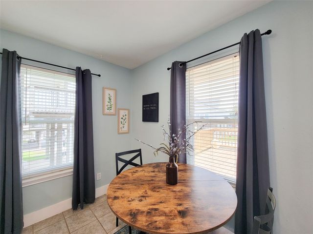 16704 Curlew Road, Jamaica Beach, TX 77554
