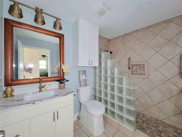 16704 Curlew Road, Jamaica Beach, TX 77554