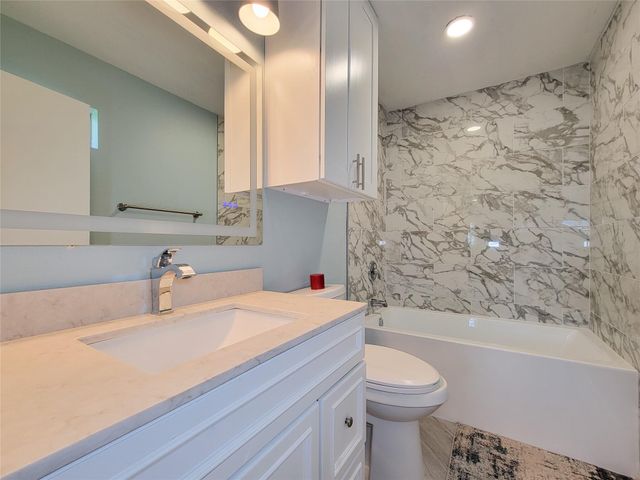 16704 Curlew Road, Jamaica Beach, TX 77554