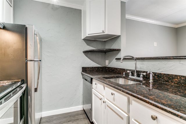 4525 Gilbert Avenue 203, Dallas, TX 75219