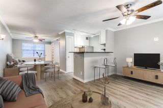 4525 Gilbert Avenue 203, Dallas, TX 75219