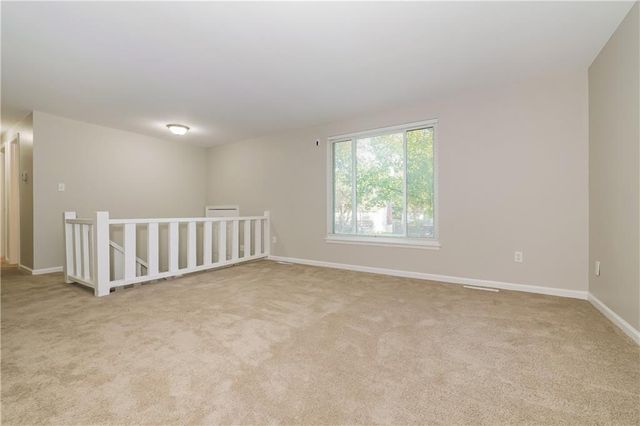 8925 E 89th Street, Kansas City, MO 64138