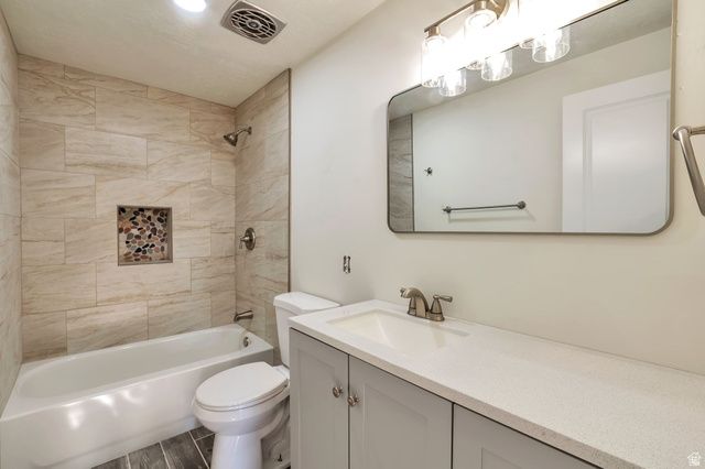 4263 N 900 W, Pleasant View, UT 84414