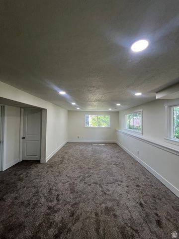 4263 N 900 W, Pleasant View, UT 84414