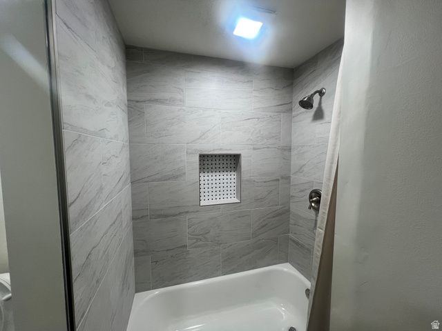 4263 N 900 W, Pleasant View, UT 84414