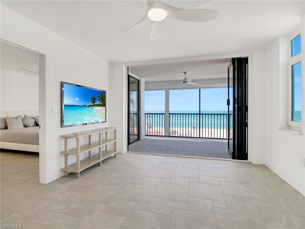 9415 Gulf Shore DR 102, NAPLES, FL 34108 — exterior