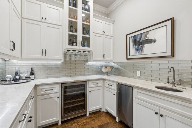 6805 Mulhouse Court, Plano, TX 75024