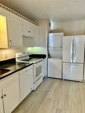 40 Village Rd. 610, Middleton, MA 01949