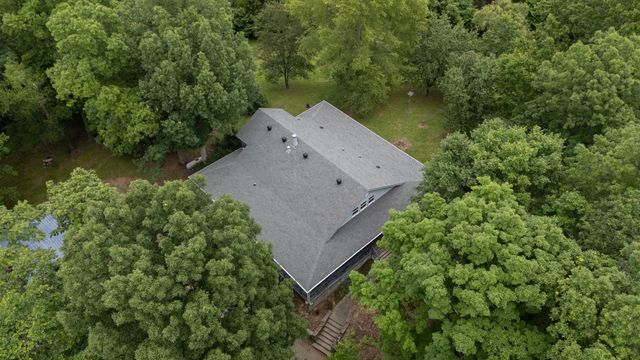 3250 Luther Ragan Rd, Palmyra, TN 37142