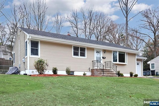 221 Raymond Street, Hillsdale, NJ 07642