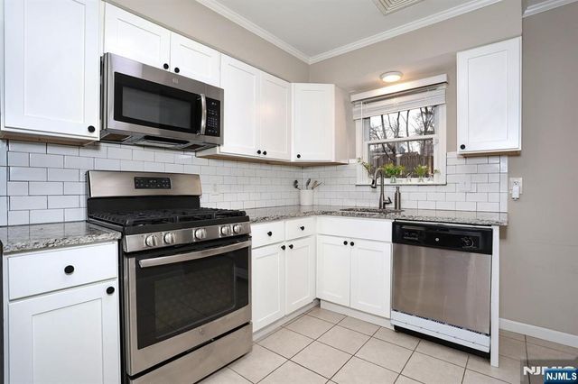 221 Raymond Street, Hillsdale, NJ 07642