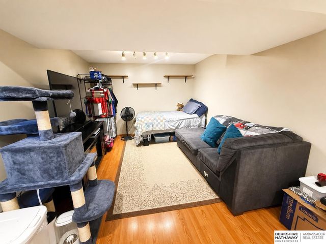 8022 Bauman Avenue, Omaha, NE 68122