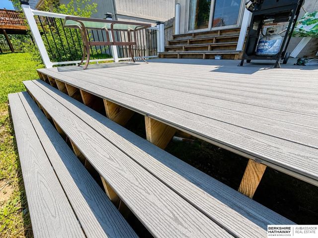 8022 Bauman Avenue, Omaha, NE 68122