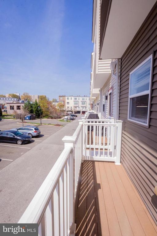 Image 22 of property listing at 5714 45TH AVE, Hyattsville, MD 20781