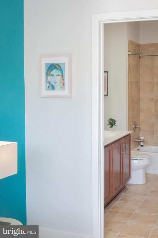 Image 32 of property listing at 5714 45TH AVE, Hyattsville, MD 20781