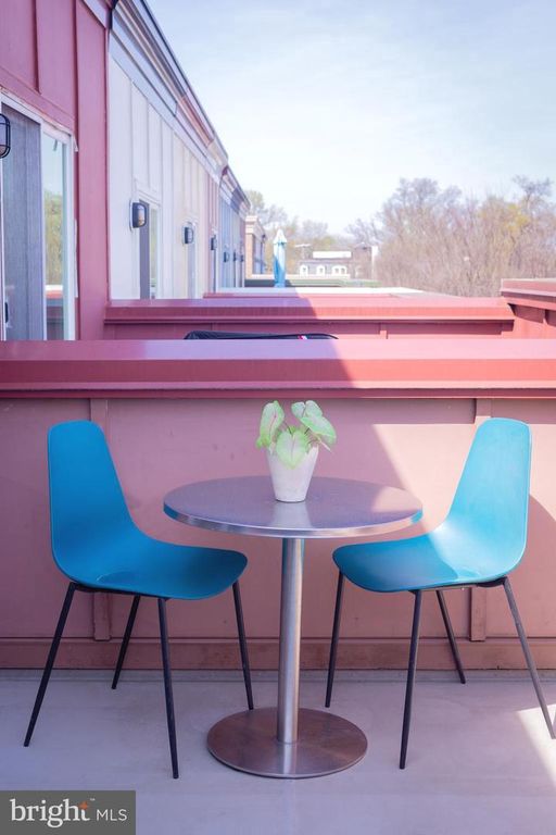 Image 44 of property listing at 5714 45TH AVE, Hyattsville, MD 20781