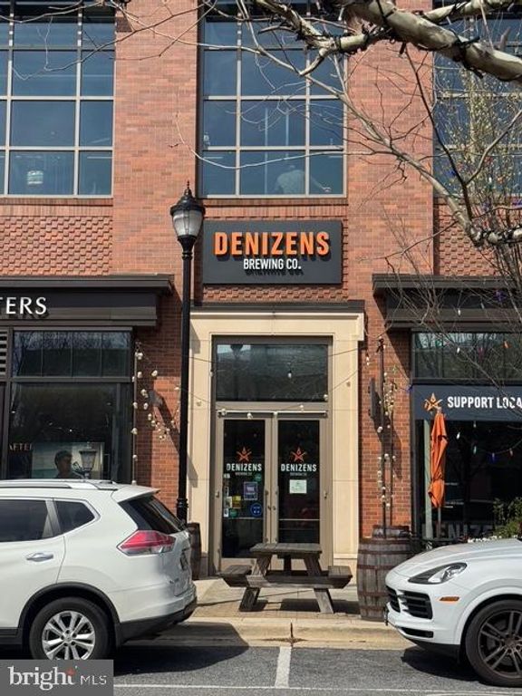 Image 65 of property listing at 5714 45TH AVE, Hyattsville, MD 20781