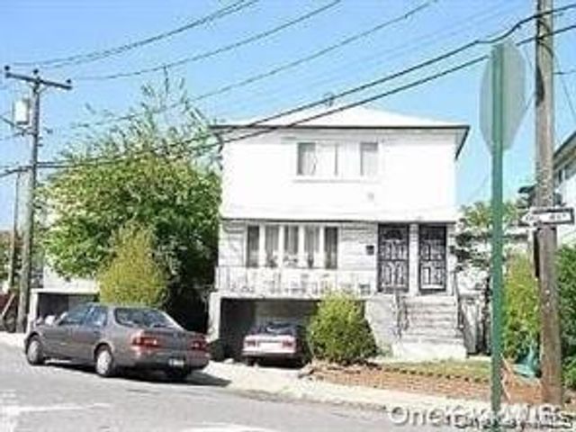 307 Fernside Place 1st Fl, Far Rockaway, NY 11691