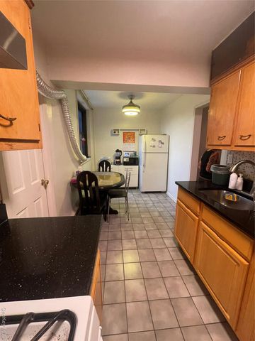 99-35 59 Avenue 5E, Corona, NY 11368