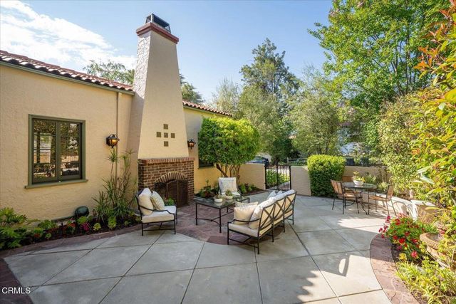 752 Glenview Road, Glendale, CA 91202