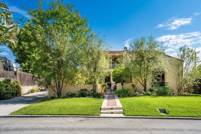 752 Glenview Road, Glendale, CA 91202