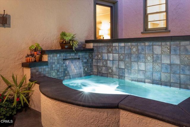 752 Glenview Road, Glendale, CA 91202
