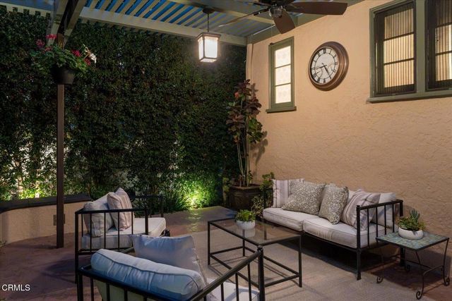 752 Glenview Road, Glendale, CA 91202