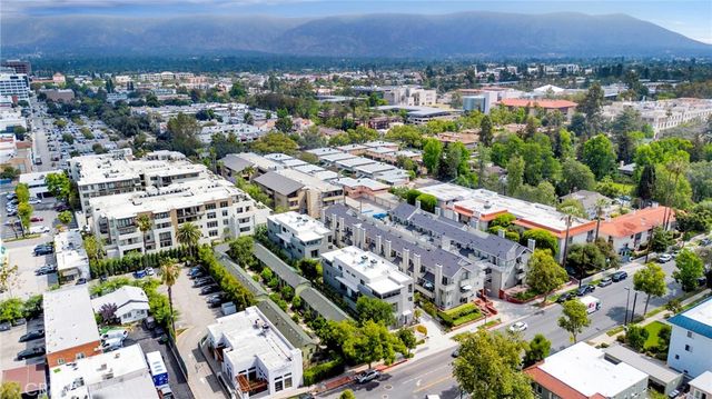941 E California Boulevard 1, Pasadena, CA 91106