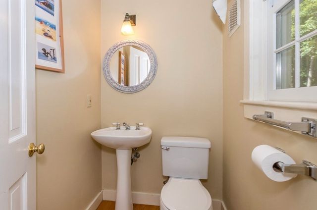 34 Brush Hill Ln, Milton, MA 02186