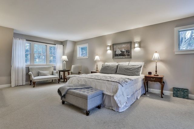 34 Brush Hill Ln, Milton, MA 02186