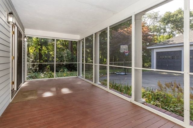 34 Brush Hill Ln, Milton, MA 02186