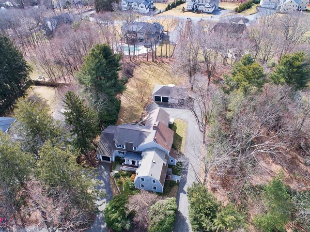 34 Brush Hill Ln, Milton, MA 02186