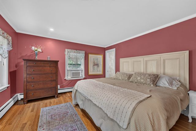 8 Wampum Path, Wayland, MA 01778
