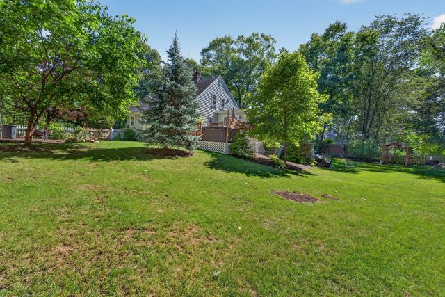 8 Wampum Path, Wayland, MA 01778