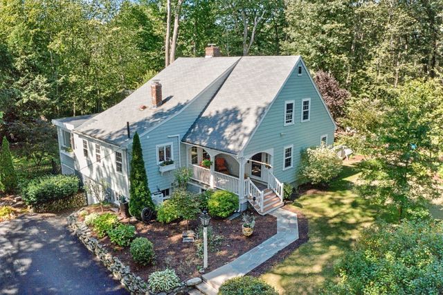 8 Wampum Path, Wayland, MA 01778