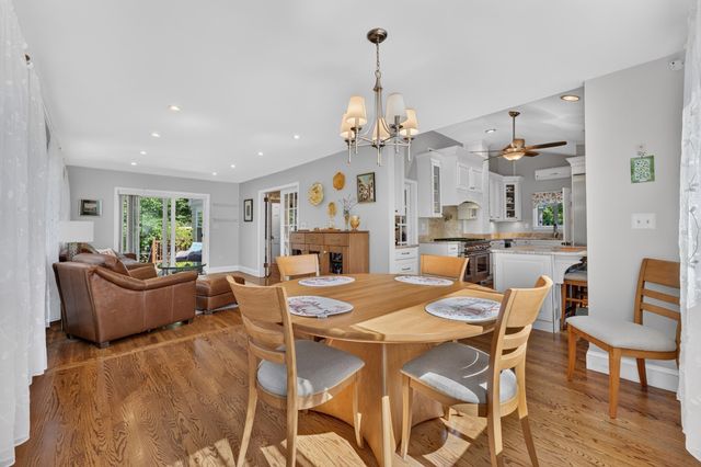 8 Wampum Path, Wayland, MA 01778