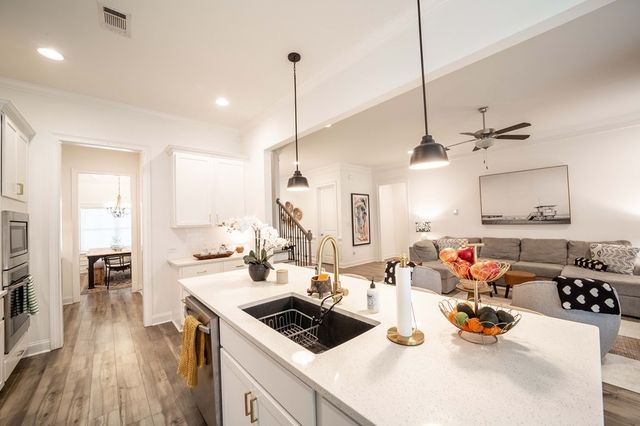 83 Ivy Loop, Phenix City, AL 36867