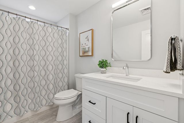 50 Cate St Unit 4, Portsmouth, NH 03801