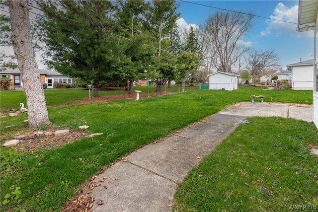 138 Coventry Road, Amherst, NY 14221