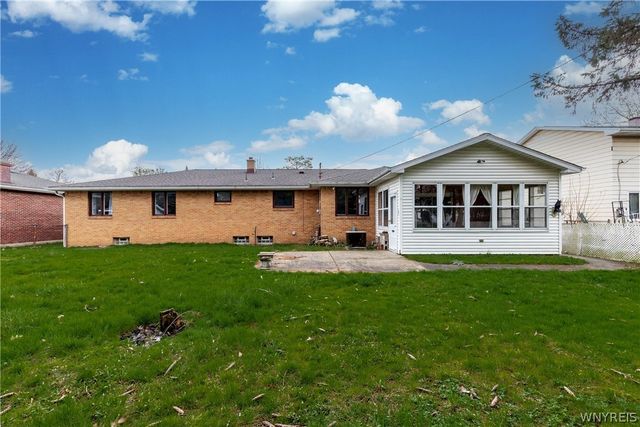 138 Coventry Road, Amherst, NY 14221