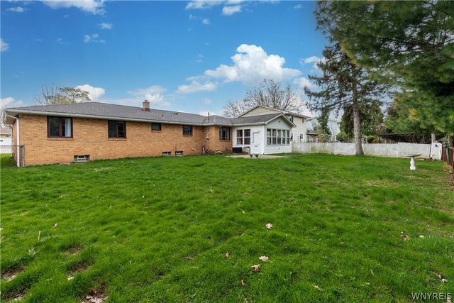 138 Coventry Road, Amherst, NY 14221