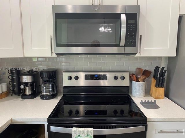 417 Cherry Tree Dr., Sebring, FL 33876