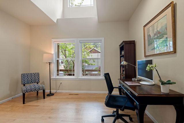 19562 Meadowbrook Drive, Bend, OR 97702