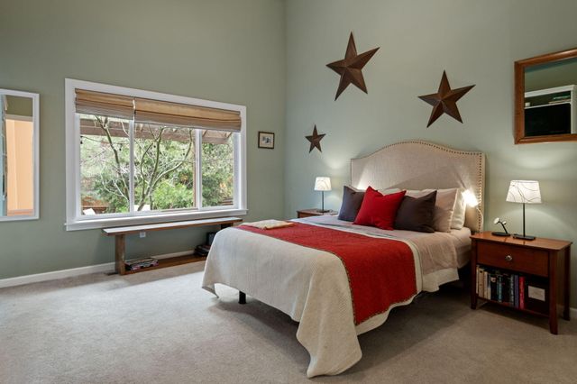 19562 Meadowbrook Drive, Bend, OR 97702