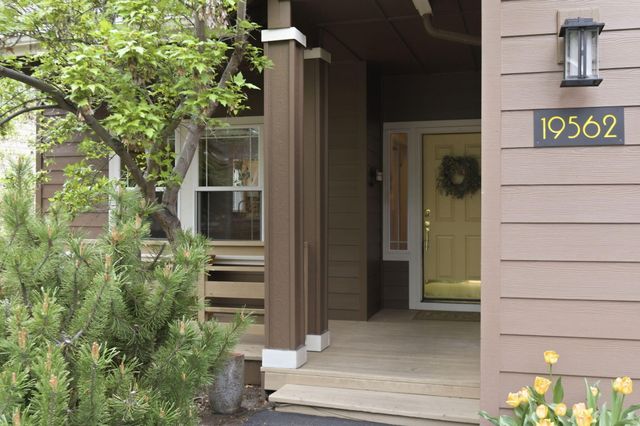 19562 Meadowbrook Drive, Bend, OR 97702