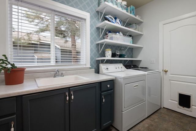 19562 Meadowbrook Drive, Bend, OR 97702